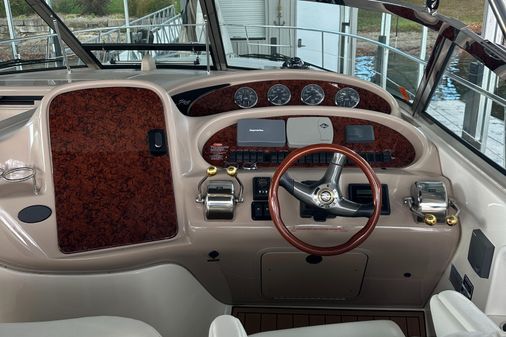 Sea Ray 380 Sundancer image