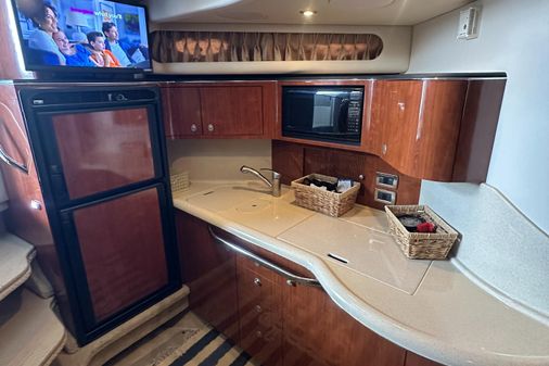 Sea Ray 380 Sundancer image