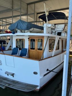 DeFever 49 Pilothouse image