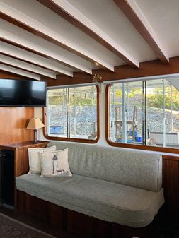 DeFever 49 Pilothouse image