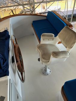 DeFever 49 Pilothouse image