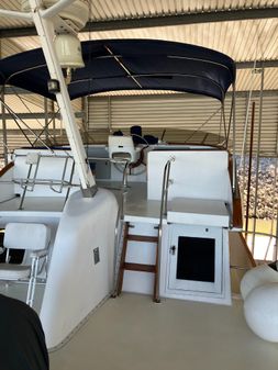 DeFever 49 Pilothouse image