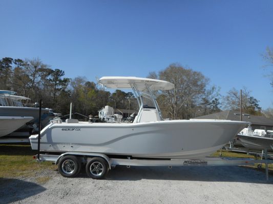 Sea Fox 248 Commander - main image