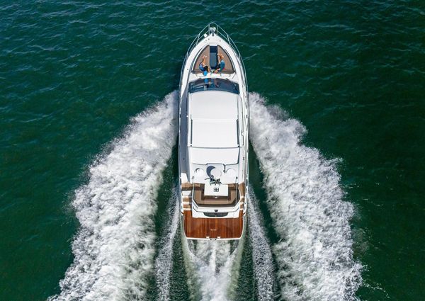 Galeon 425 HTS image