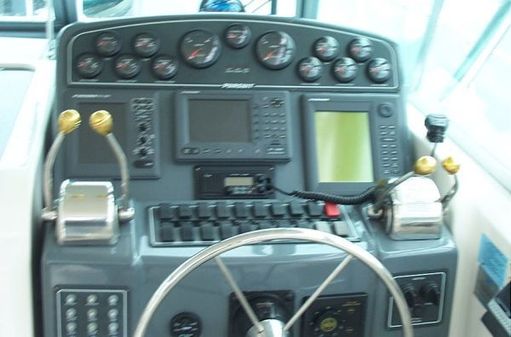 Pursuit 3400 Express image