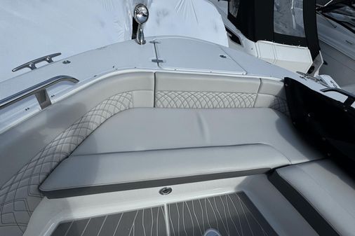 Sea Ray 370 Sundancer Outboard image