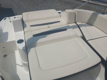 Chaparral 244 Sunesta image