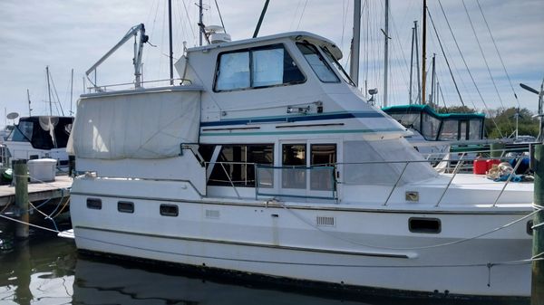 Nova Trawler Heritage 43 Sundeck