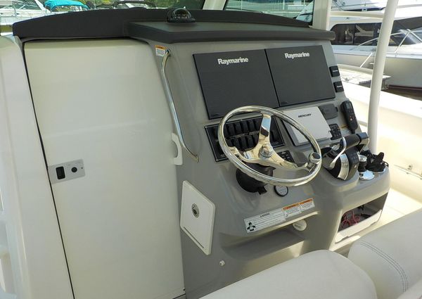 Boston Whaler 370 Outrage image