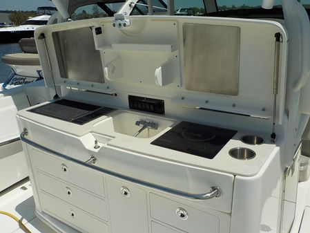 Boston Whaler 370 Outrage image