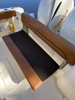 Scout 255 LXF image