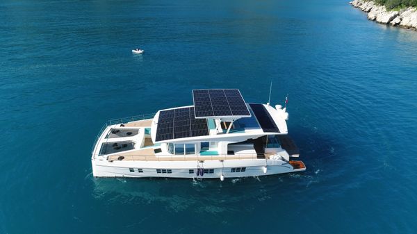 Serenity 64 Electric Hybrid