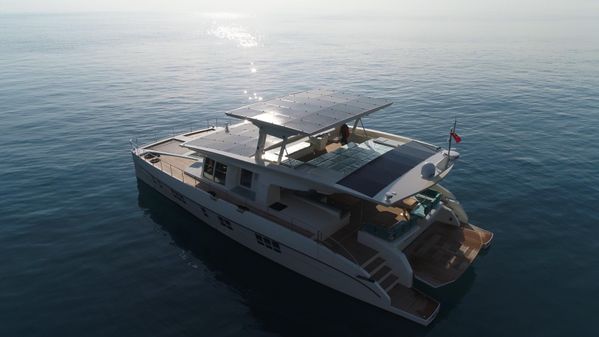 Serenity 64 Electric Hybrid image