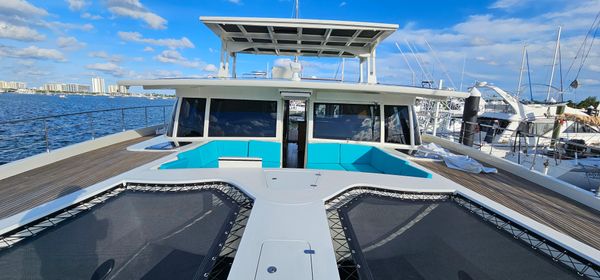 Serenity 64 Electric Hybrid image