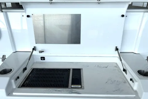 Cruisers Yachts 50 Cantius image