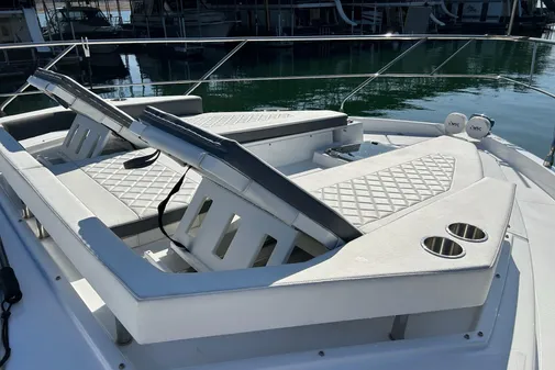 Cruisers Yachts 50 Cantius image