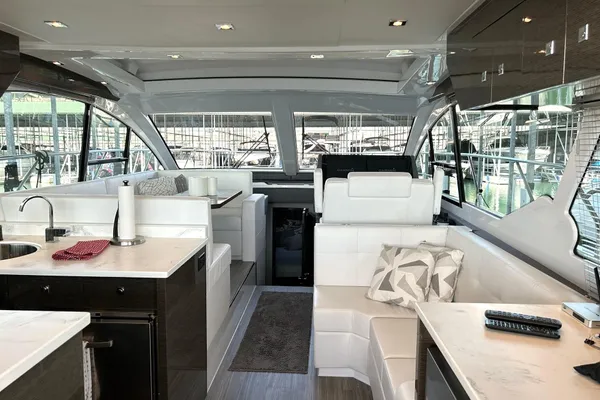 Cruisers-yachts 50-CANTIUS image