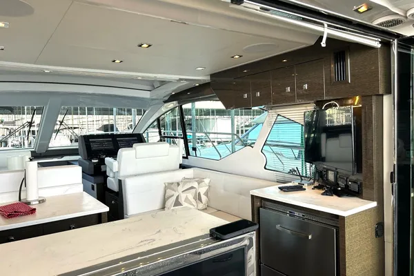 Cruisers-yachts 50-CANTIUS image
