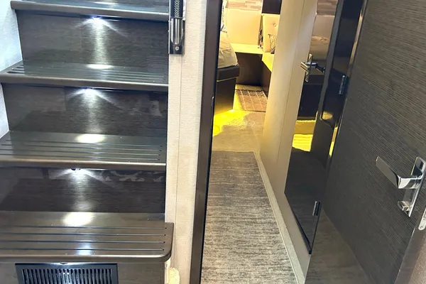 Cruisers-yachts 50-CANTIUS image