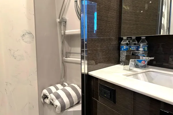 Cruisers-yachts 50-CANTIUS image