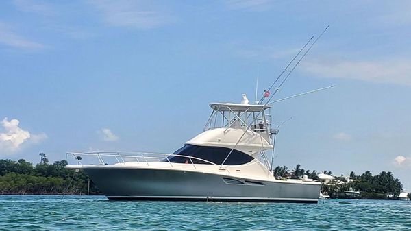 Tiara Yachts 3900 Convertible