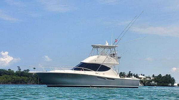 Tiara Yachts 3900 Convertible 