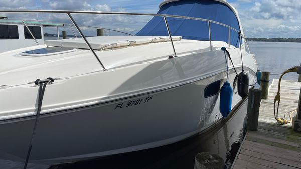 Sea Ray 350 Sundancer 