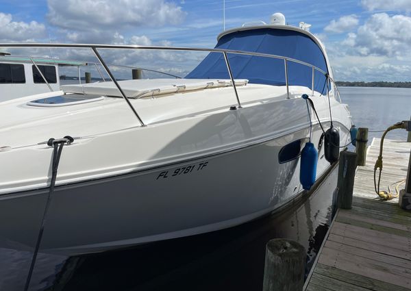 Sea Ray 350 Sundancer image