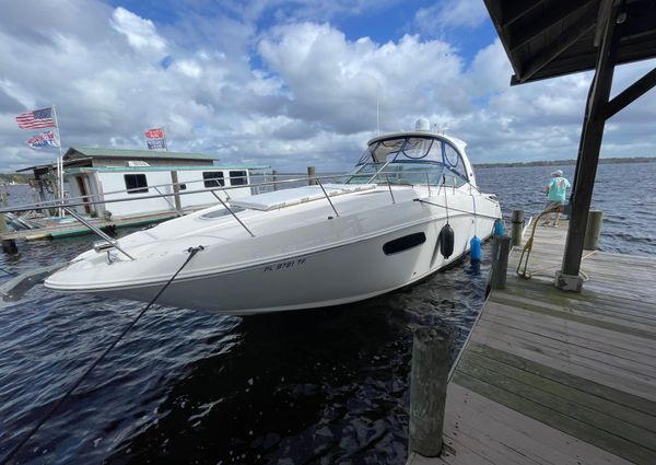 Sea Ray 350 Sundancer image