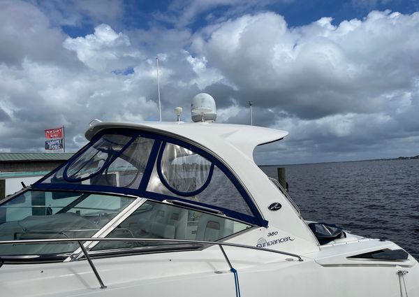 Sea Ray 350 Sundancer image