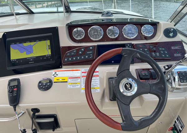 Sea Ray 350 Sundancer image