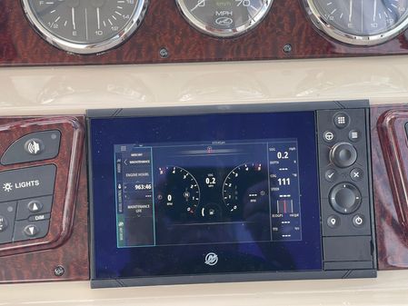 Sea Ray 350 Sundancer image