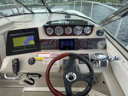 Sea Ray 350 Sundancer image