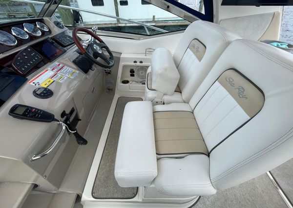 Sea Ray 350 Sundancer image