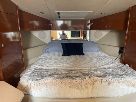 Sea Ray 350 Sundancer image