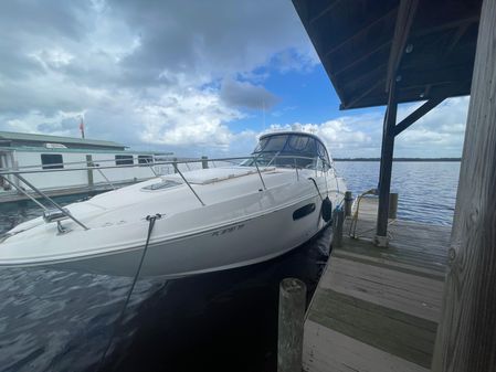 Sea Ray 350 Sundancer image