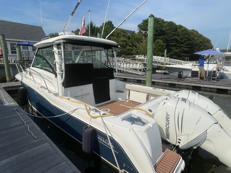 Boston Whaler 315 Conquest image