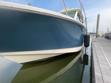 Boston Whaler 315 Conquest image