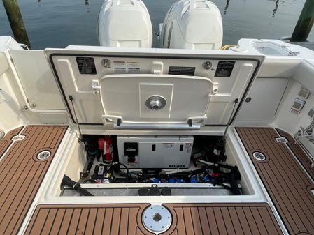 Boston Whaler 315 Conquest image