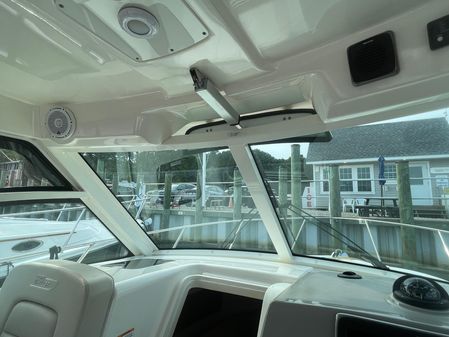 Boston Whaler 315 Conquest image