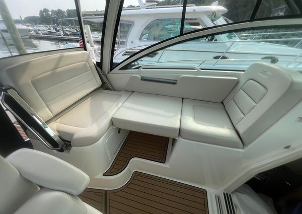 Boston Whaler 315 Conquest image