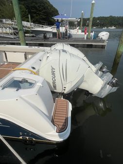 Boston Whaler 315 Conquest image