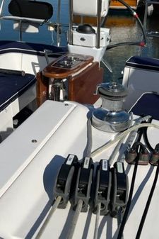 Catalina 355 image