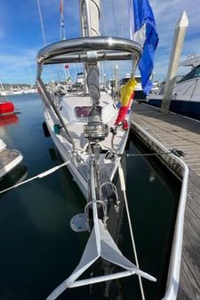 Catalina 355 image