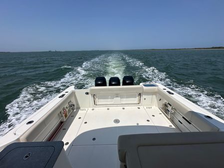 Boston Whaler 345 Conquest image