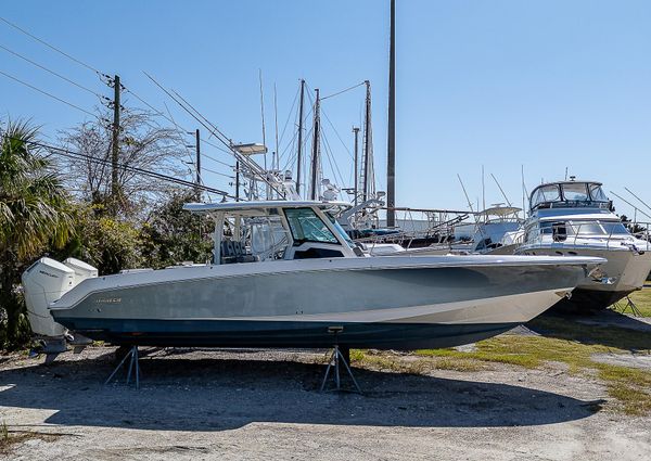 Boston Whaler 380 Outrage image