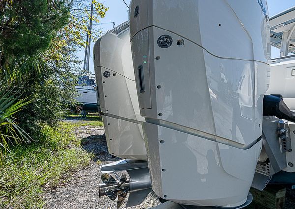 Boston Whaler 380 Outrage image