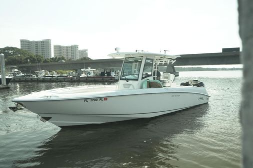 Boston Whaler 320 Outrage image