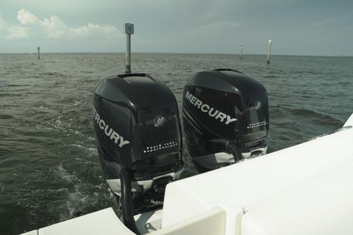 Boston Whaler 320 Outrage image