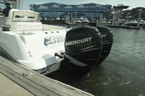 Boston Whaler 320 Outrage image